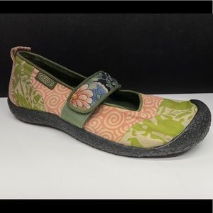 Keen Women's Floral Fabric Mary Janes Size 9